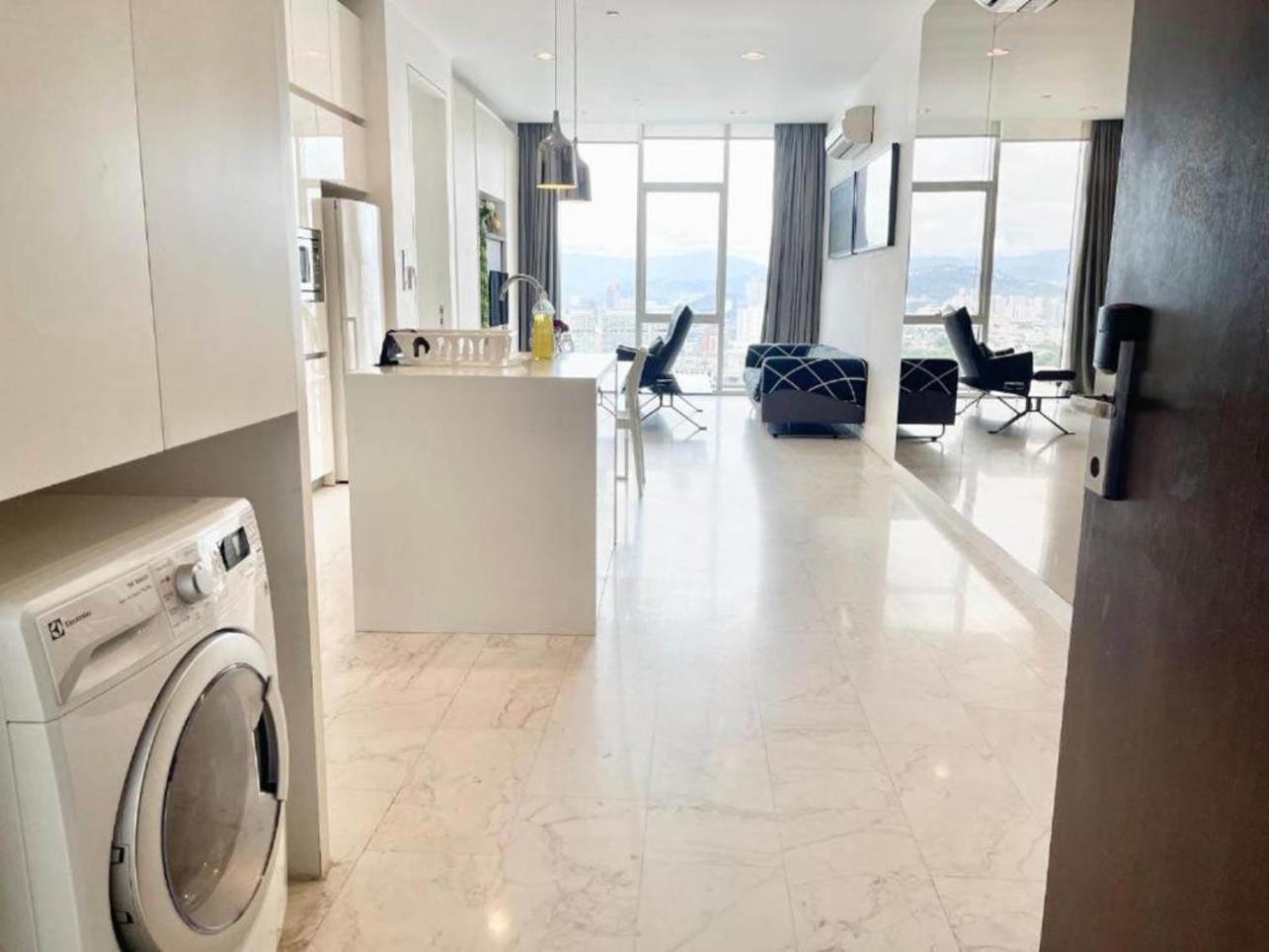 The Platinum Suites By Faced Kuala Lumpur Exteriör bild